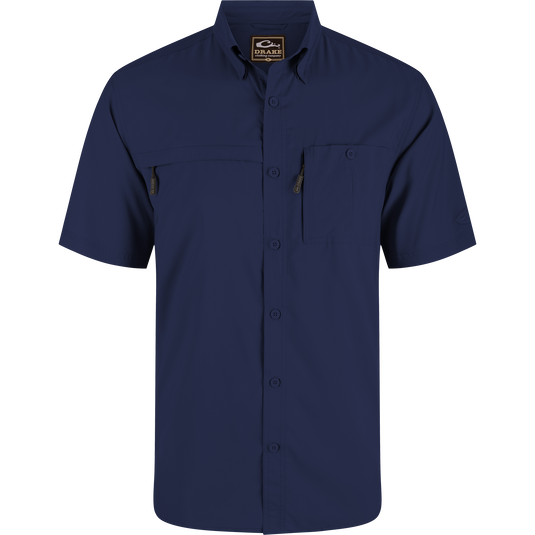 8-Shot Flyweight Shirt featuring a hidden button-down collar, vented cape back, and dual chest pockets with hidden zippers, ideal for hunting and outdoor activities.