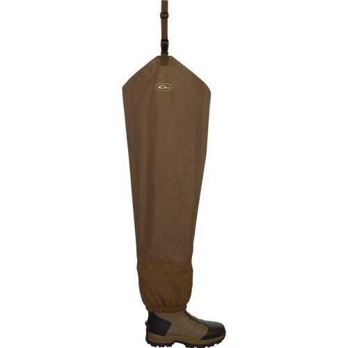 EST Waterfowler’s Hip Boot features a durable design with vulcanized rubber, neoprene liner, and athletic lug outsole for exceptional traction in shallow waters.