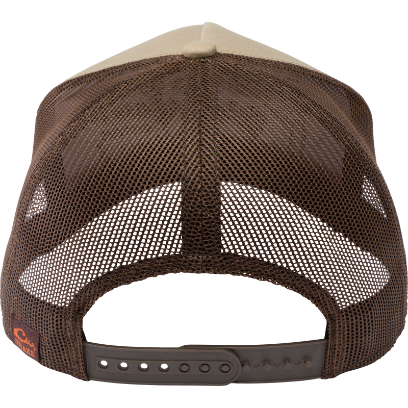 Drake Retro Billboard Mesh Back Cap with structured crown, pre-curved visor, mesh back panels, and embroidered hunt scene, ideal for hunting and outdoor activities.