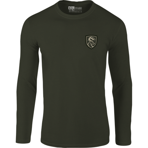 Non-Typical Original Bottomland Long Sleeve T-Shirt featuring Drake Logo, ideal for outdoor enthusiasts, crafted from a lightweight cotton-polyester blend for comfort and style.