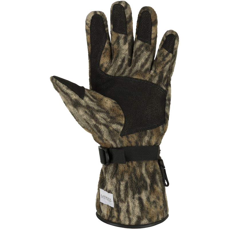 Non-Typical MST Windstopper Fleece Camo Shooter's Gloves designed for winter hunting, featuring leather palm, windproof fleece, and neoprene cuff for warmth and dexterity.