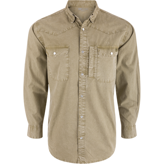 Cinco Ranch Western Solid Acid Wash Long Sleeve Shirt features a Western yoke, snap-front, chest pockets, roll-up sleeves, and scalloped hem, ideal for versatile wear.