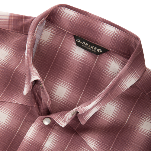 Cinco Ranch Western Plaid Long Sleeve Shirt with faux pearl snaps, hidden button-down collar, and vented back cape, showcasing detailed micro-mesh weave and label close-up.