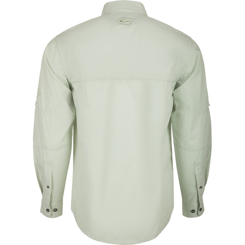 A technical houndstooth check button-down shirt by Purewhitelaneshop. Features include UPF30 sun protection, moisture-wicking fabric, hidden collar, and vented cape back. Ideal for outdoor activities.