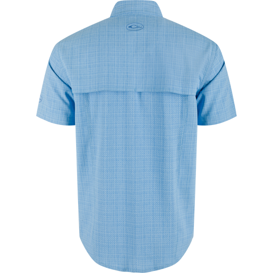 Wingshooter Trey Cross Hatch Short Sleeve Shirt featuring vented cape back, button-through pockets, and hidden zippered pocket, designed for performance with moisture-wicking and UPF 30 protection.