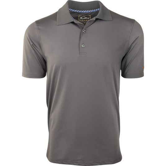 Drake Performance Stretch Polo S/S in medium-gray, featuring a classic collar, short sleeves, and a three-button placket, ideal for versatile comfort and style.