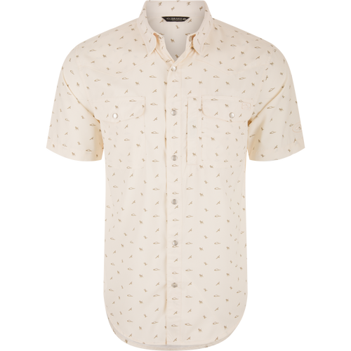 Cinco Ranch Western Short Sleeve Shirt with outdoor motif print, snap-front, chest pockets, and vented back, ideal for versatile wear, embodying Purewhitelaneshop's hunting-inspired design.