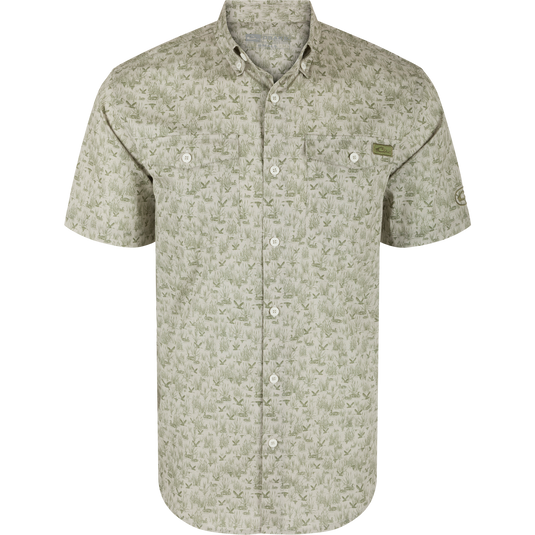 Men's Cotton Marsh Print Short Sleeve Shirt with marsh-grass print, two button-flap chest pockets, and a traditional button-down collar, ideal for outdoor activities.