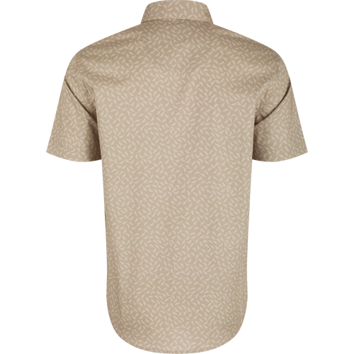 Back view of the Cotton Lab Print Short Sleeve Shirt, showcasing its classic fit, hidden button-down collar, and sculpted hem for versatile styling.