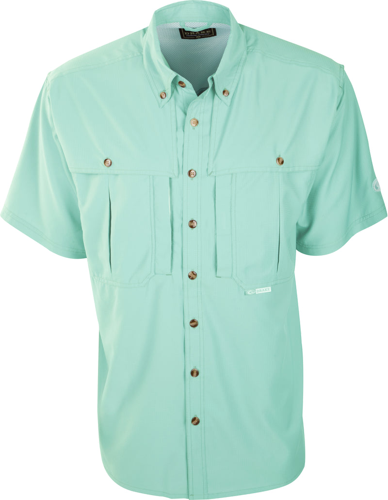 Flyweight Wingshooter's Shirt S/S with buttons, featuring a collar and sleeves, designed for breathability and quick-drying, ideal for outdoor activities.