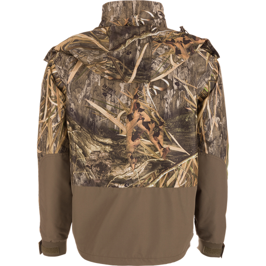 EST Heat-Escape Full Zip 2.0 hunting jacket with camouflage design, Heat-Escape vents, Magnattach pocket, and adjustable features for outdoor activities.