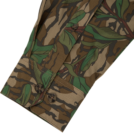 Youth Wingshooter Trey Long Sleeve Shirt close-up showcasing hidden button-down collar and textured fabric with visible button detail, highlighting technical features for performance and comfort.