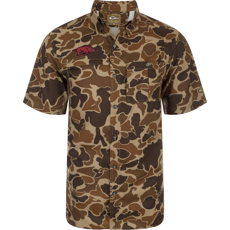 Arkansas 8-Shot Short Sleeve Shirt with camouflage pattern, button-front, point-collar, dual chest pockets, and red hog logo. Designed for performance and versatility.