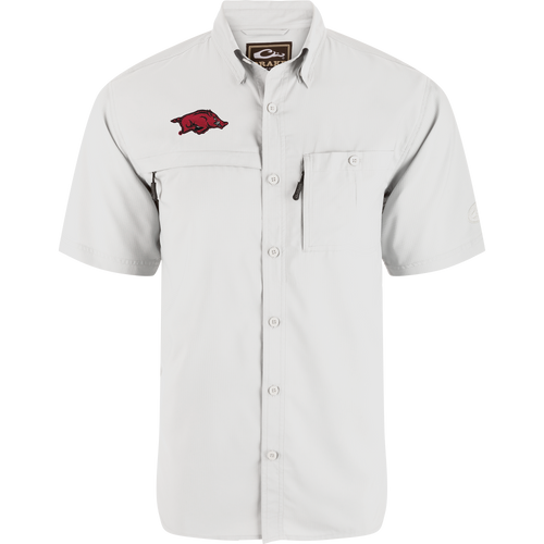 Arkansas 8-Shot Short Sleeve Shirt with red razorback logo, two chest pockets, hidden zippers, fold-down collar, ideal for hunting and casual wear.