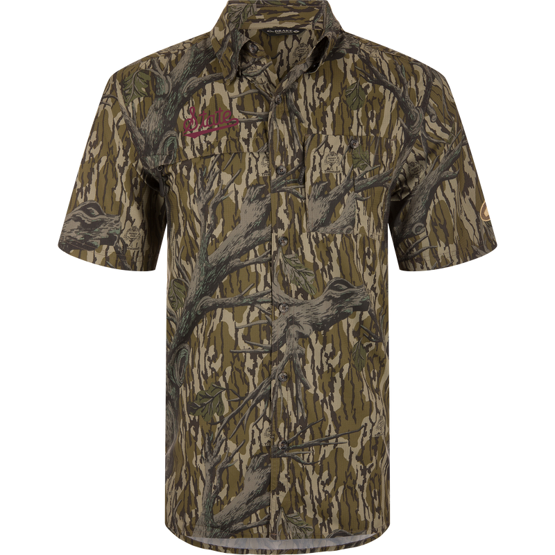 Mississippi State 8-Shot Short Sleeve Shirt features a camo pattern, button-down design, hidden zippers, vented cape back, and split tail hem for versatile wear.