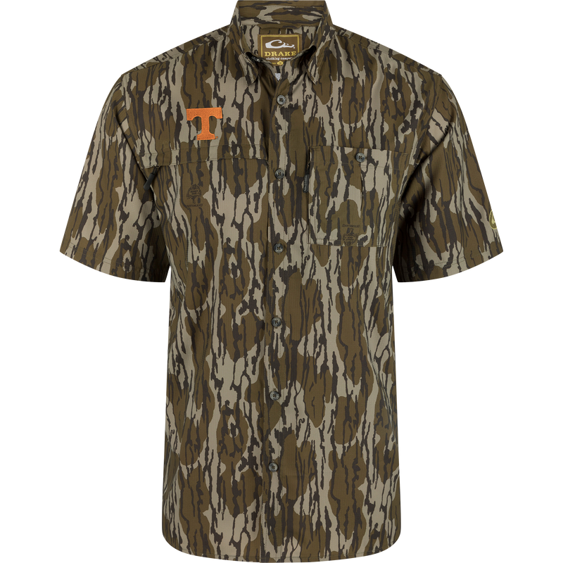 Tennessee State 8-Shot Short Sleeve Shirt in camouflage with button-down collar, two chest pockets, and vented cape back, ideal for outdoor activities and hunting.