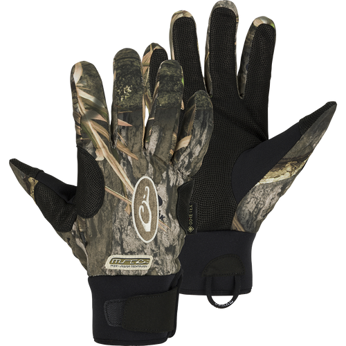 MST Refuge HS GORE-TEX Gloves: Camouflage pattern gloves with waterproof/breathable GORE-TEX® membrane for effective waterfowl hunting.
