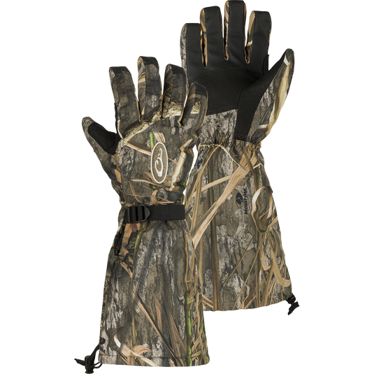 MST Refuge HS GORE-TEX Double Duty Decoy Gloves, a gauntlet-style glove for waterfowl hunters with waterproof/breathable GORE-TEX protection.