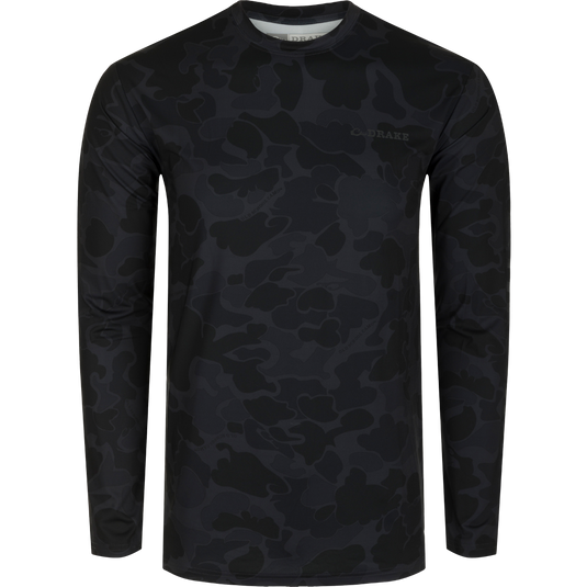 A lightweight, high-performance crew shirt with cooling, UPF 50, moisture-wicking, and quick-drying features. Perfect for outdoor activities.